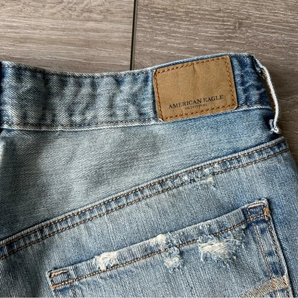 AEO High Rise Festival  Floral Embroidery Distressed Jean Shorts - Picture 11 of 12